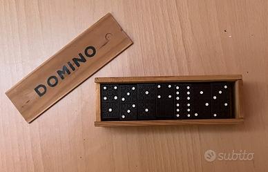 Gioco in scatola Domino