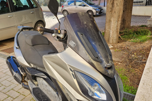 E molto bono ci essere iteresato po cemarmi