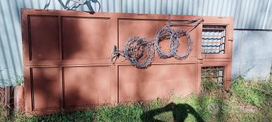 Porta in metallo 