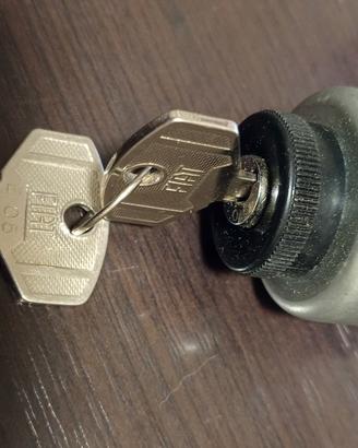 blocchetto accensione auto d'epoca 