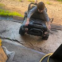 Auto telecomandata per  giocatolo per bimbi