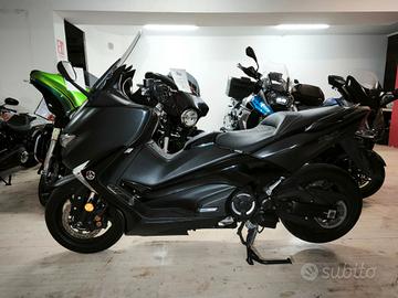 Yamaha T Max 530