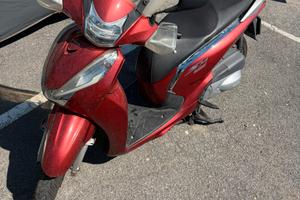 Honda SH 300