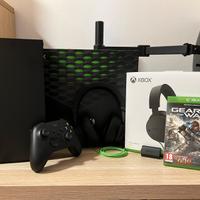 Xbox Series X (in garanzia) + Gioco + Accessori