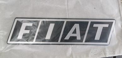 Logo fregio scritta fiat per furgoni