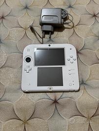 Console nintendo 2ds colorazione bianca