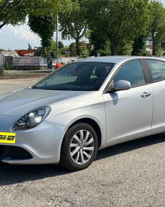 Alfa Romeo Giulietta 1.6 JTDm (Garanzia 24 Mesi)