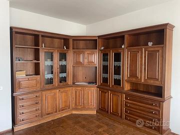 MOBILE IN LEGNO MASSELLO