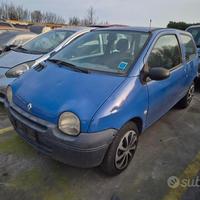 Renault Twingo 2001 Demolita - Per Ricambi
