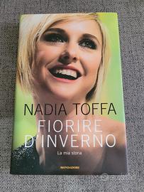 Libro autografato con dedica Nadia Toffa  Le Iene