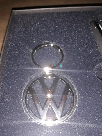 PORTACHIAVI IN METALLO CON PASSANTE IN PELLE | Esercito Italiano Online Store - Foto 9