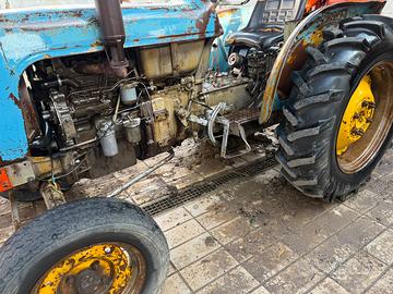 Landini R 5000 con muletto