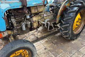 Landini R 5000 con muletto