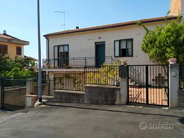 Vendita intero immobile