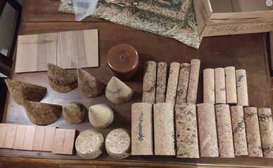 lotto espositori gioielli legno e sughero 33 PEZZI