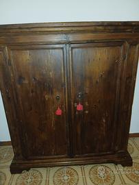 CREDENZA ANTICA