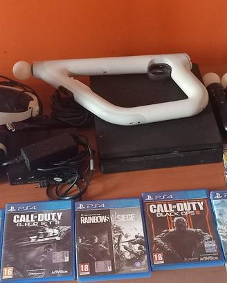PS4 completo di VR e giochi 