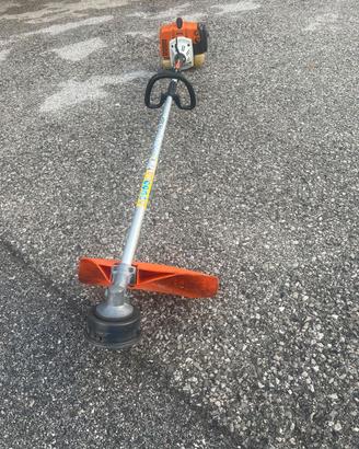 Decespugliatore STIHL FS 200 R