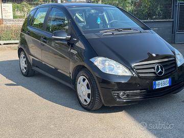 Mercedes-benz A 160 BlueEFFICIENCY Coupé Avantgard