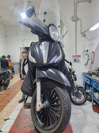 Piaggio Beverly 300