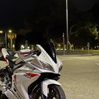 Yamaha r 125