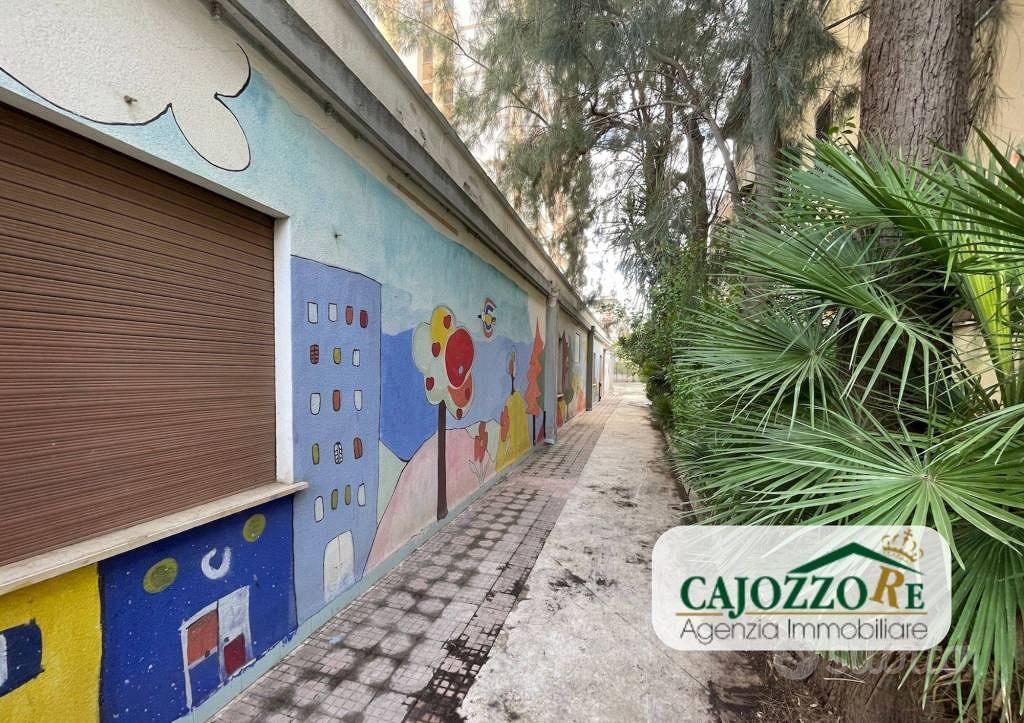 Appartamento di 255 m² con più di 5 locali e box a - Vista 5