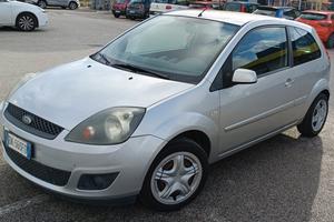 FORD Fiesta 1.4 TDCi - Uniproprietario - 