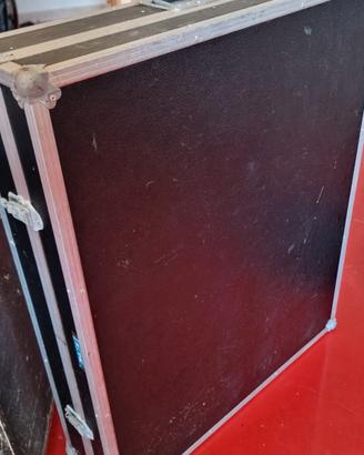 fly case per mixer  94x77x21