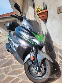 Kawasaki J300 - 2017