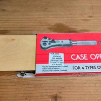 Chiave per aprire le casse degli orologi