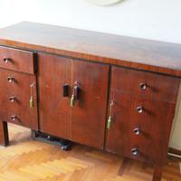 Mobile in legno massiccio