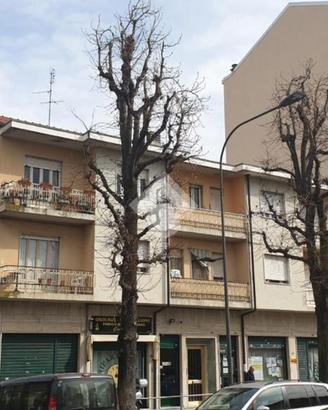 NEGOZIO A CIRIÈ