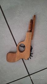 pistola spara elastici