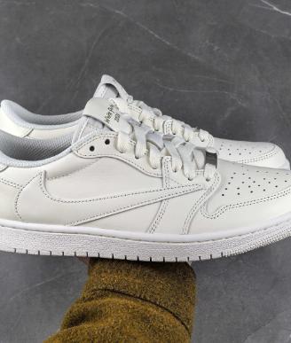 Travis Scott Air Jordan 1 Low OG 43