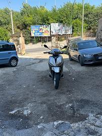 Beverly 400 he