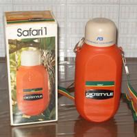 2 borracce Gio'style Safari1 1 Lt.e altra 0,6 Lt