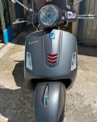 Vespa Gts 300 Super Sport Abs