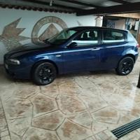 Alfa romeo 147