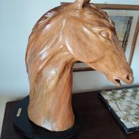 scultura dina isacchi testa cavallo