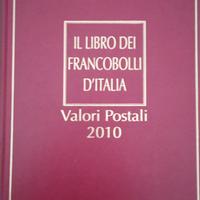 Libro dei francobolli d'Italia valori postali 2010