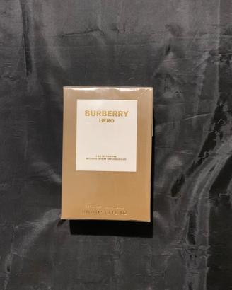 Burberry hero profumo