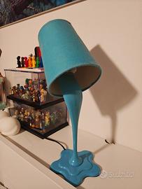 Lampada vaso di vernice