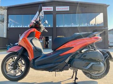 Piaggio Beverly 400 i.e. S- ASR 2022 KM 9.600