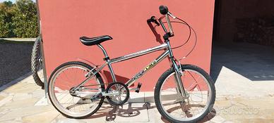 Bicicletta BMX ragazzo