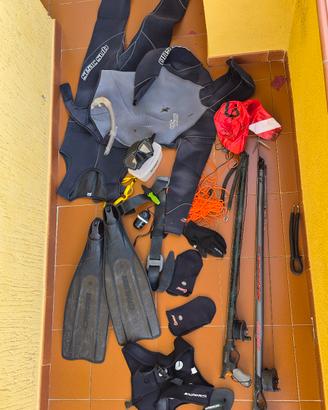 set pesca sub (muta - fucili - maschera - pinne)