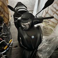 Piaggio Beverly 300