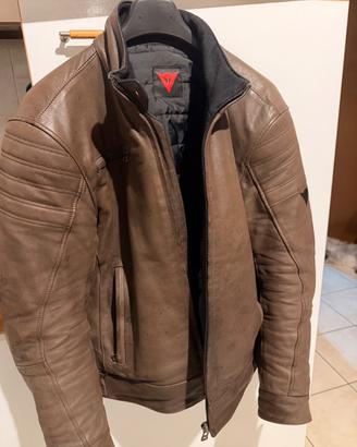 Giubbotto in pelle moto Dainese con protezioni!!