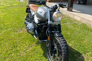 BMW r ninet scrambler