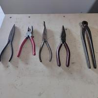 set 4 pinze più 1 tenaglia e 1 tronchesi 