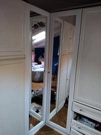 mobile angolare 